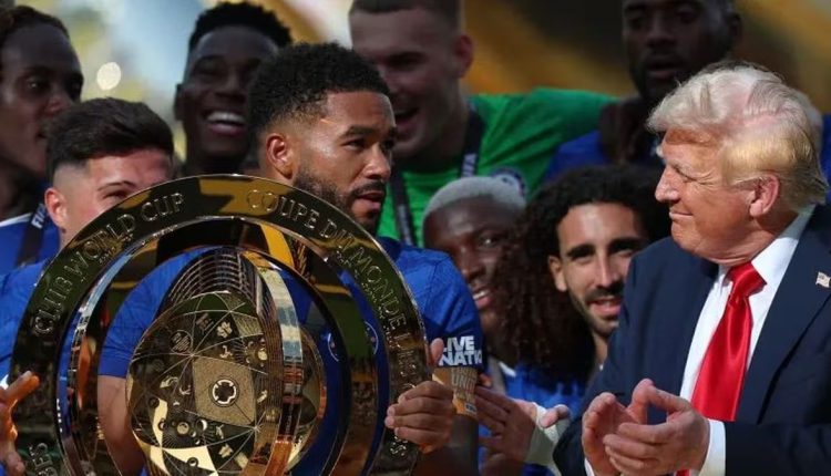 الرئيس الأمريكي خلال حفل الختام للبطولة