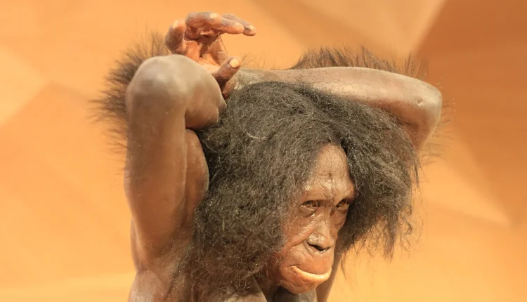 البشر المعاصرين وإنسان النياندرتال لم يتقاطعوا فحسب، بل تزاوجوا وتبادلوا الجينات.